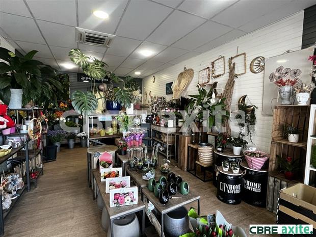 Commerce Location 01700 MIRIBEL