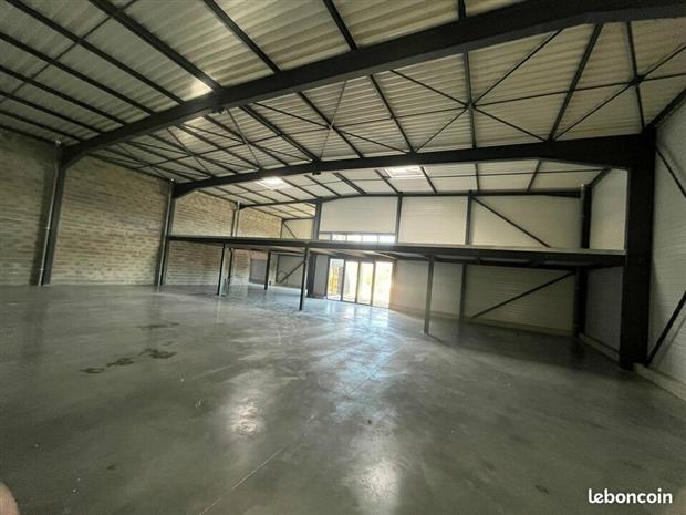 Commerce Location 07430 DAVEZIEUX