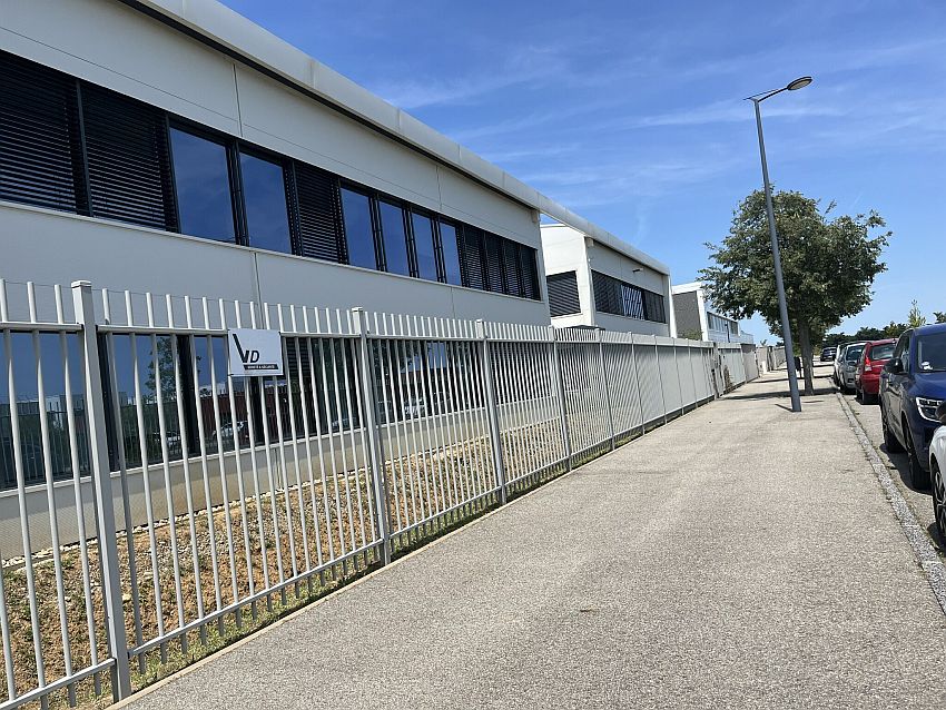 Bureau Location 26000 VALENCE
