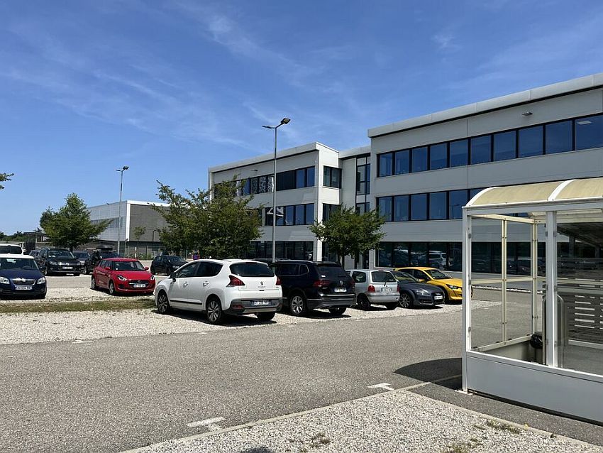 Bureau Location 26000 VALENCE