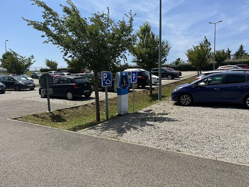 Bureau Location 26000 VALENCE