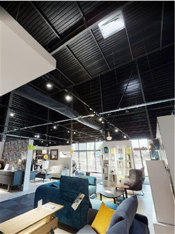 Commerce Location 26000 VALENCE