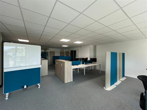 Bureau Location 26000 VALENCE