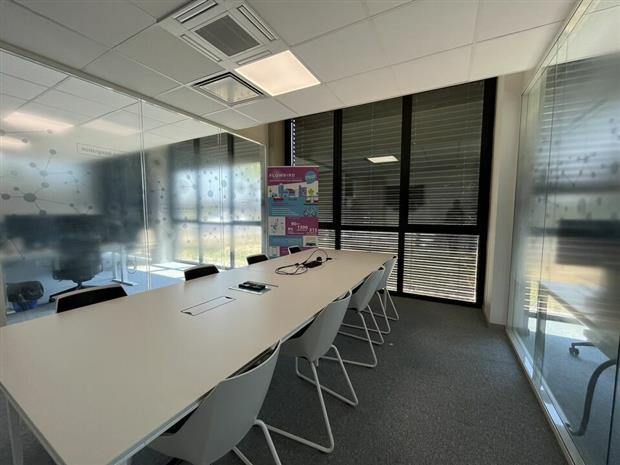 Bureau Location 26000 VALENCE