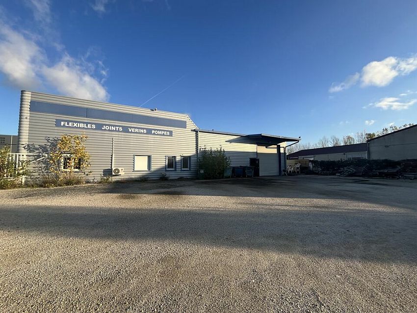 Chargement de l'image...