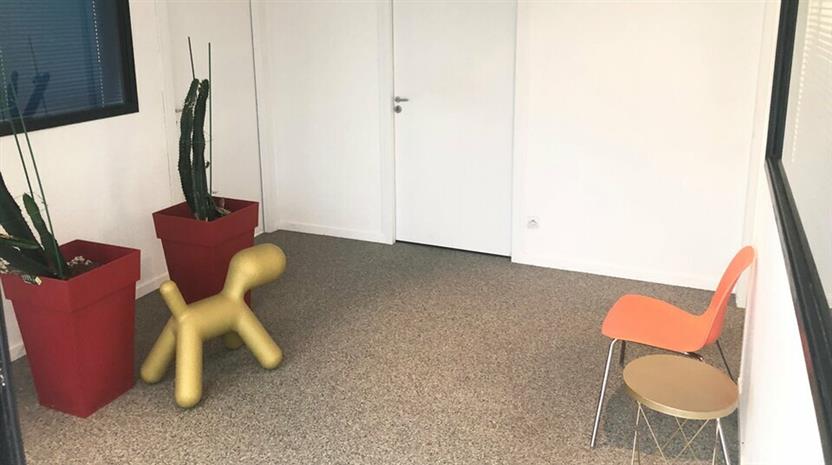 Bureau Location 26000 VALENCE