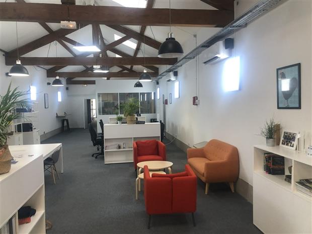 Bureau Location 26000 VALENCE