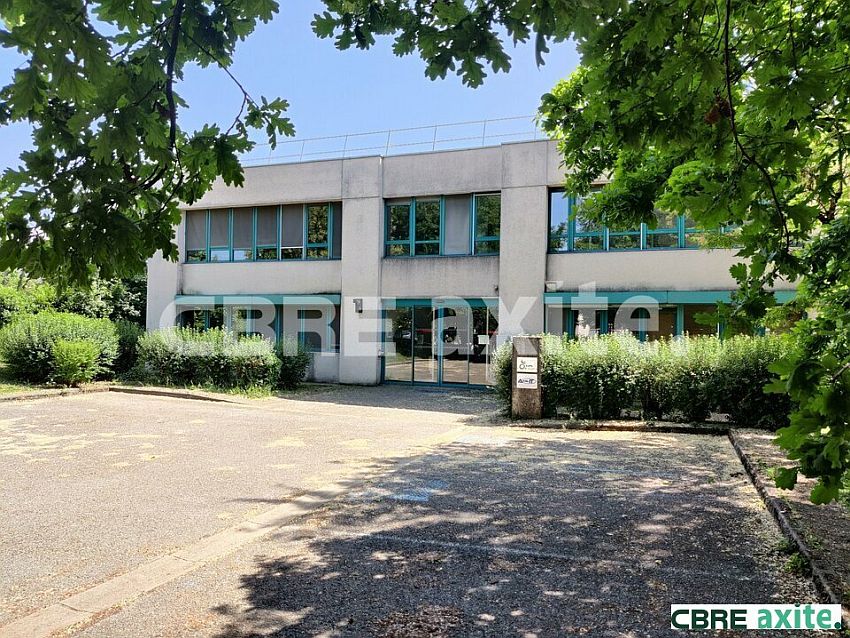Bureau Location 38320 EYBENS