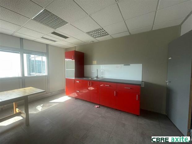 Bureau Location 38240 MEYLAN