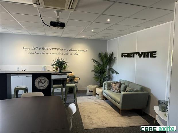 Local d'activités Location 38360 NOYAREY