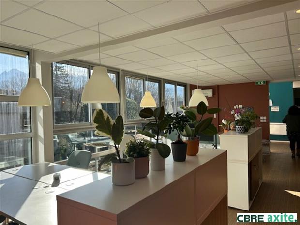 Bureau Vente 38240 MEYLAN