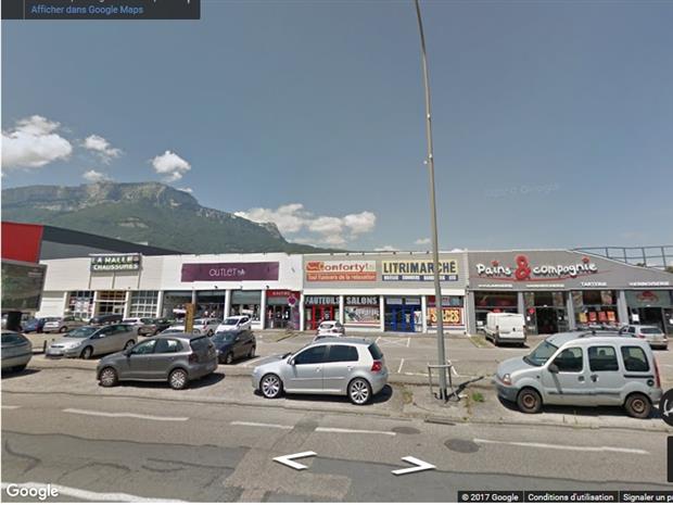 Commerce Location 38130 ECHIROLLES