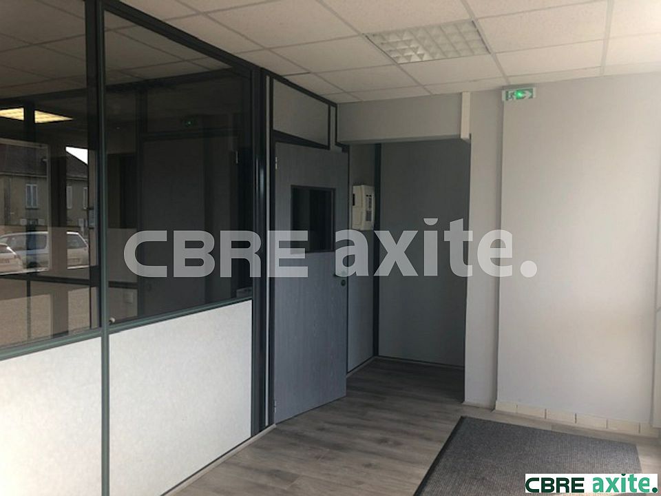 Bureau Location 38110 ROCHETOIRIN