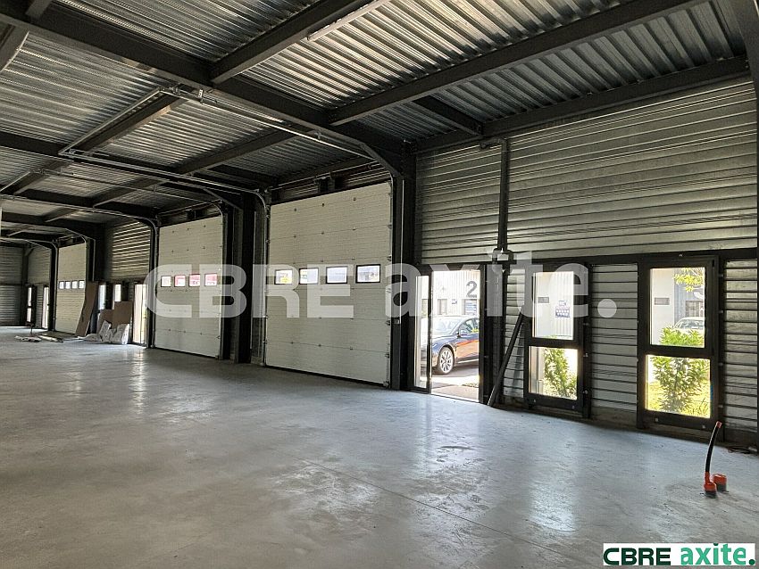 Local d'activités Location 38300 BOURGOIN JALLIEU