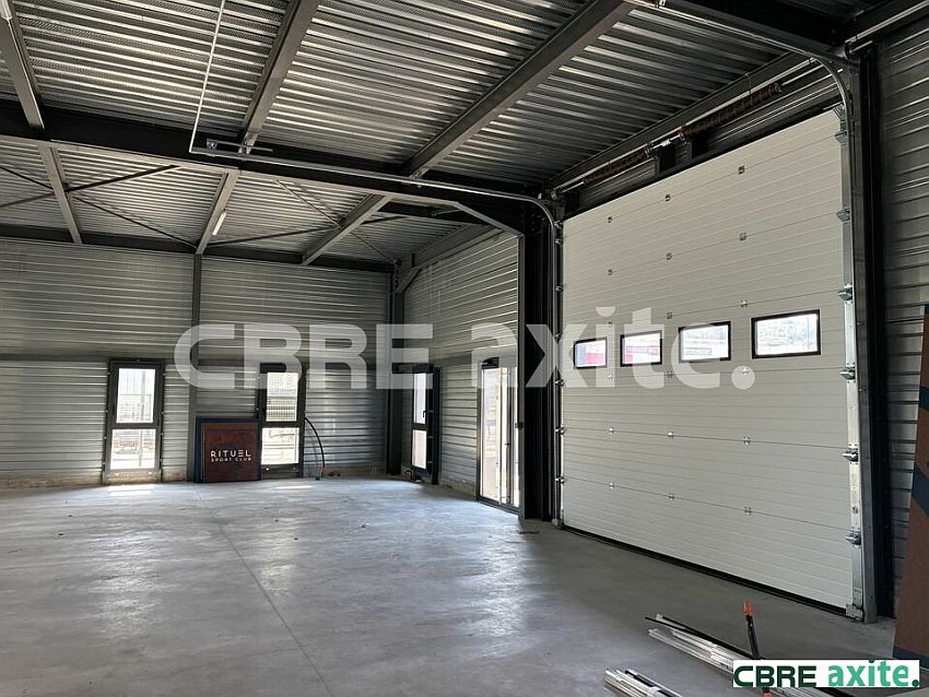 Local d'activités Location 38300 BOURGOIN JALLIEU