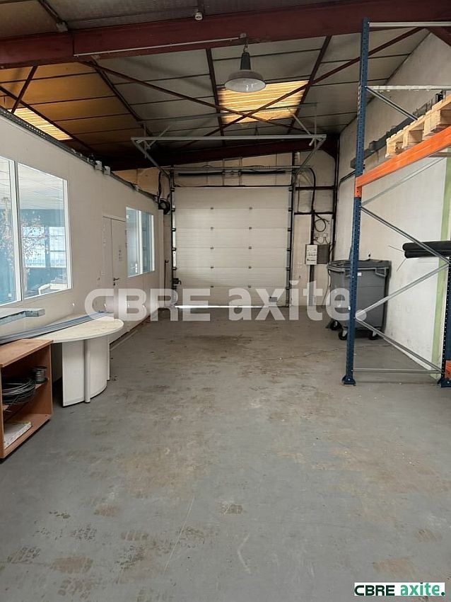 Local d'activités Location 38610 GIERES
