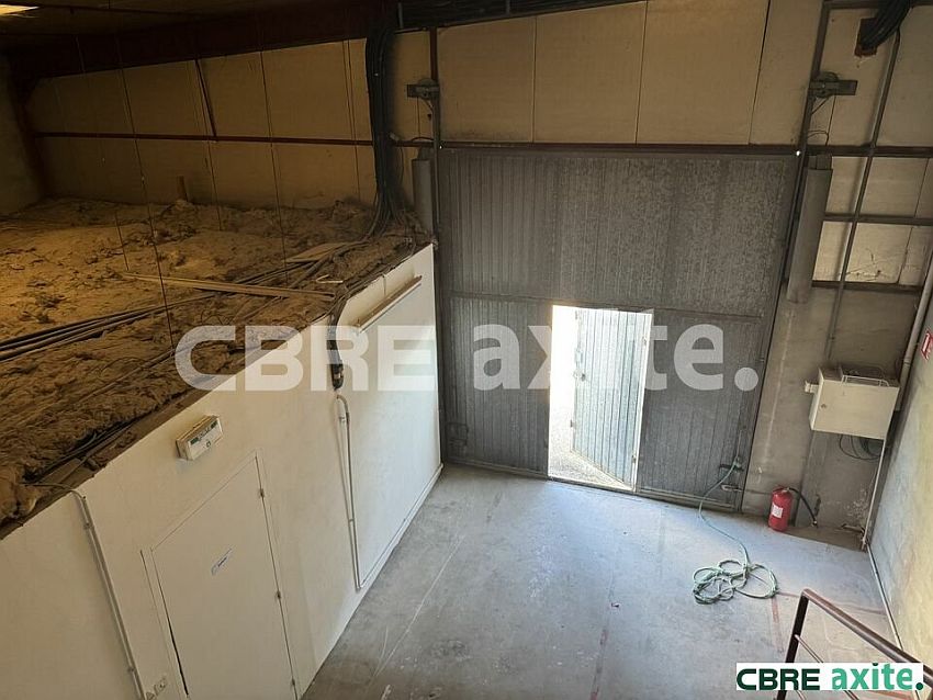 Local d'activités Location 38610 GIERES