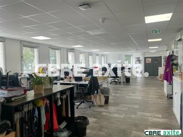 Bureau Location 38360 SASSENAGE