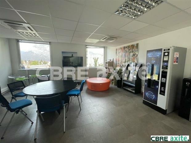 Bureau Location 38360 SASSENAGE