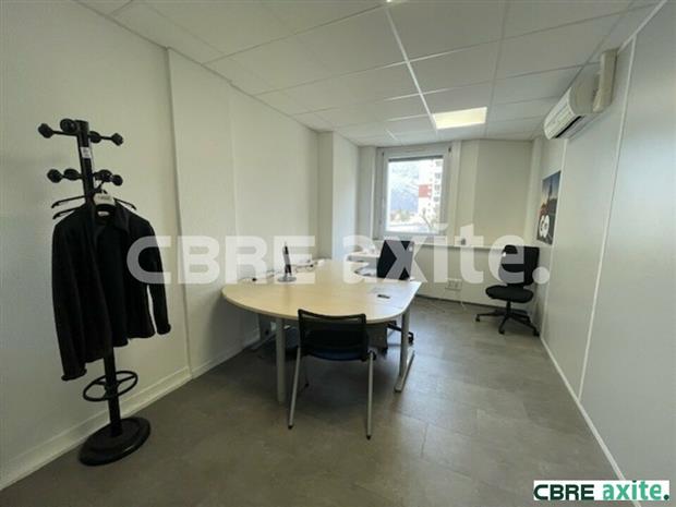 Bureau Location 38360 SASSENAGE