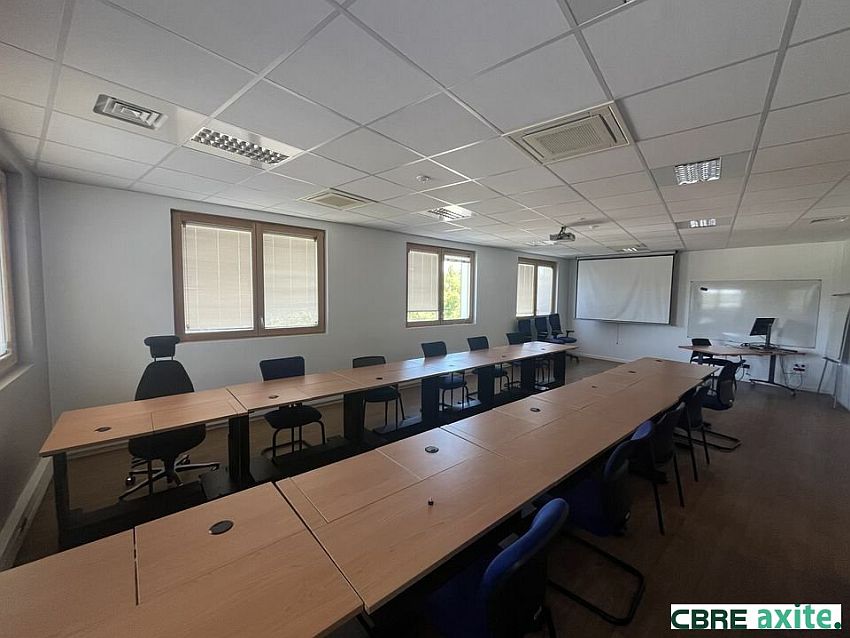 Bureau Location 38300 BOURGOIN JALLIEU