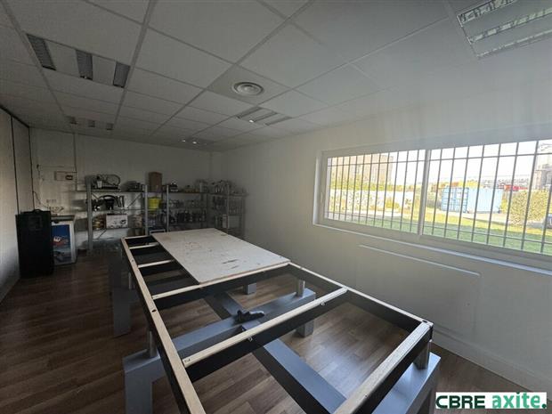 Local d'activités Location 38590 SAINT-ÉTIENNE-DE-SAINT-GEOIRS