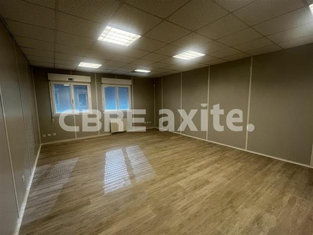 Bureau Location 38510 PASSINS