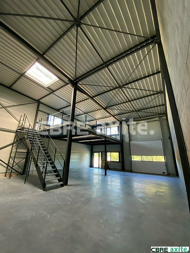 Local d'activités Location 38490 LES ABRETS