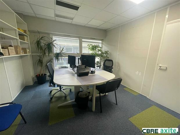 Bureau Location 38240 MEYLAN