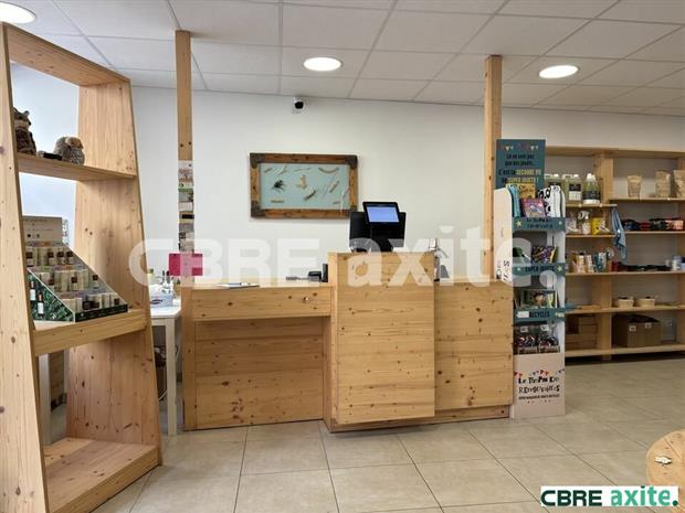 Commerce Location 38300 BOURGOIN JALLIEU