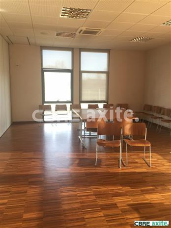 Bureau Location 38090 VILLEFONTAINE