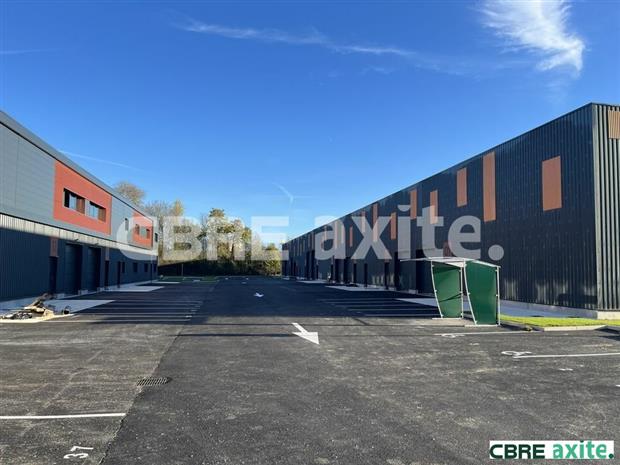 Local d'activités Location 38490 AOSTE