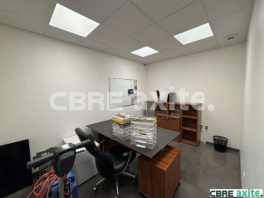 Local d'activités Location 38300 NIVOLAS-VERMELLE