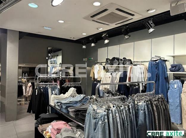 Commerce Location 38300 BOURGOIN-JALLIEU