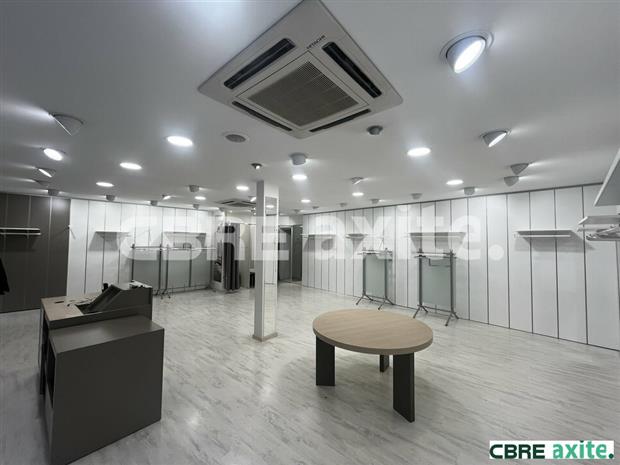 Commerce Location 38300 BOURGOIN-JALLIEU