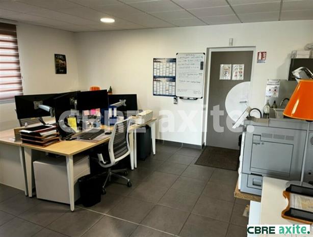 Local d'activités Location 38280 JANNEYRIAS