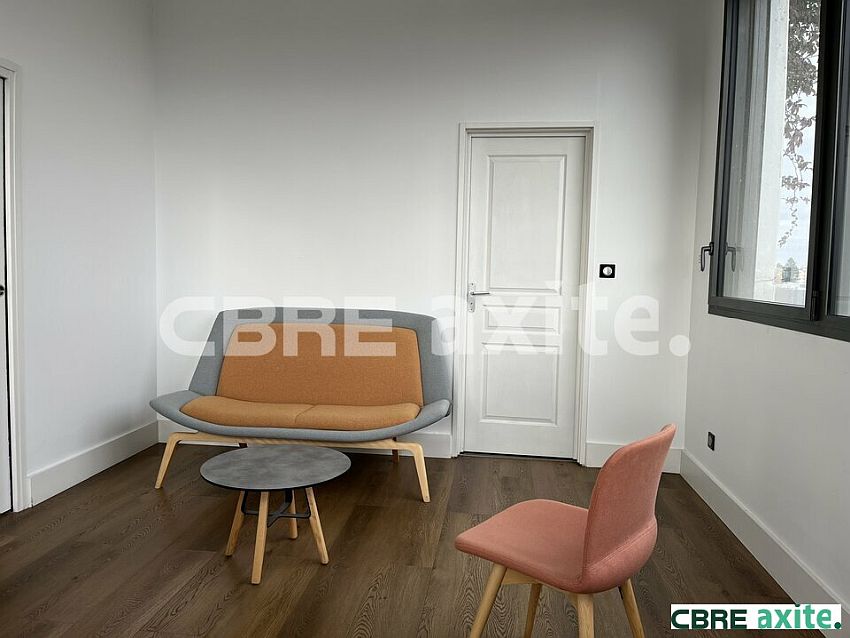 Bureau Location 38300 BOURGOIN JALLIEU