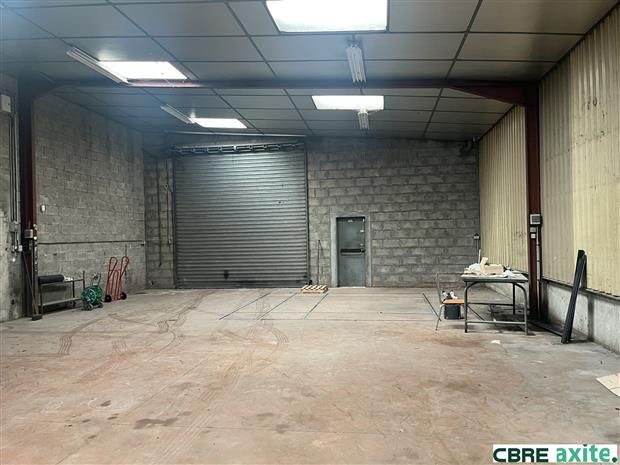 Commerce Location 38460 CREMIEU