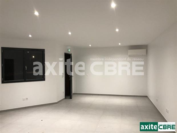 Local d'activités Location 38110 SAINT CLAIR DE LA TOUR