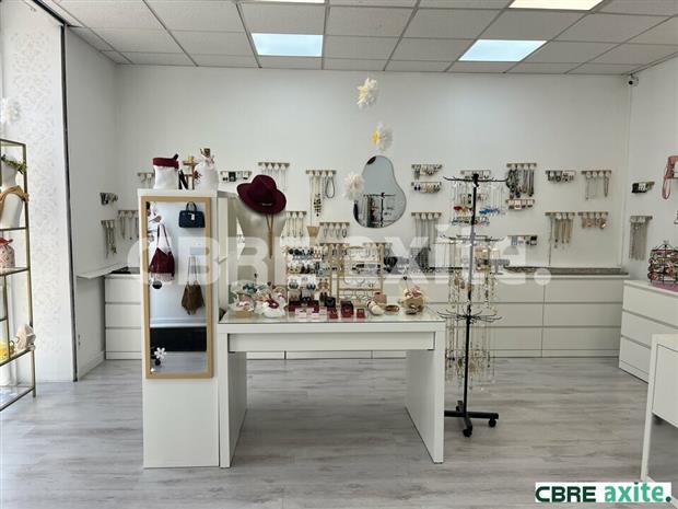 Commerce Location 38300 BOURGOIN JALLIEU