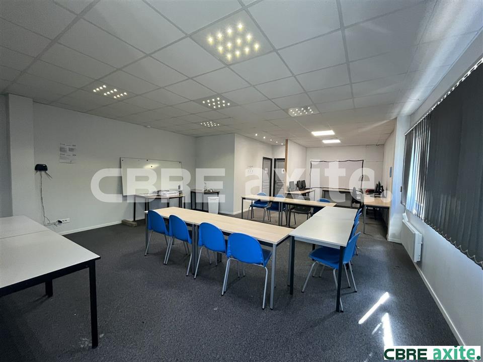 Bureau Location 38090 VILLEFONTAINE