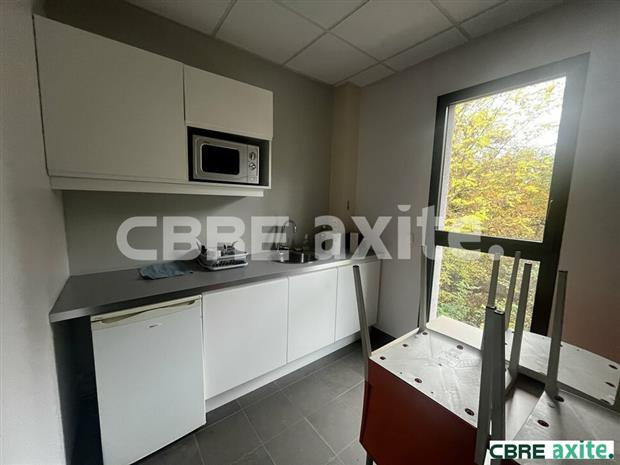 Bureau Location 38510 VEZERONCE CURTIN