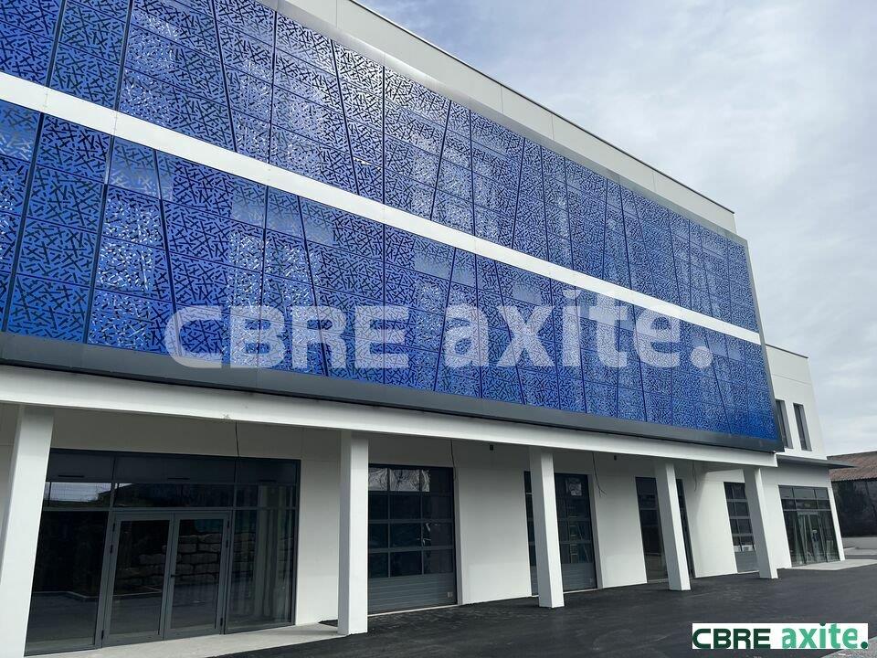 Bureau Location 38090 VAULX MILIEU