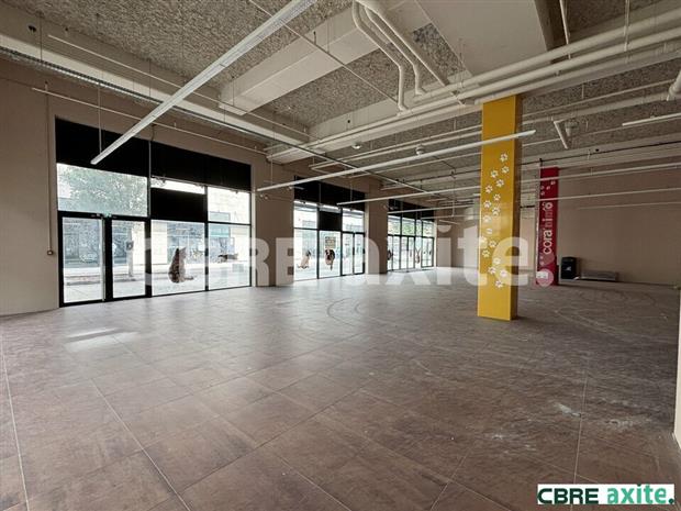 Commerce Location 38300 BOURGOIN JALLIEU