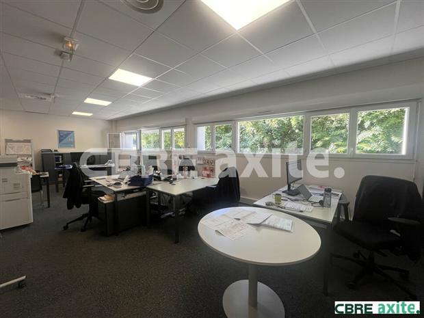 Bureau Location 38110 SAINT-JEAN-DE-SOUDAIN