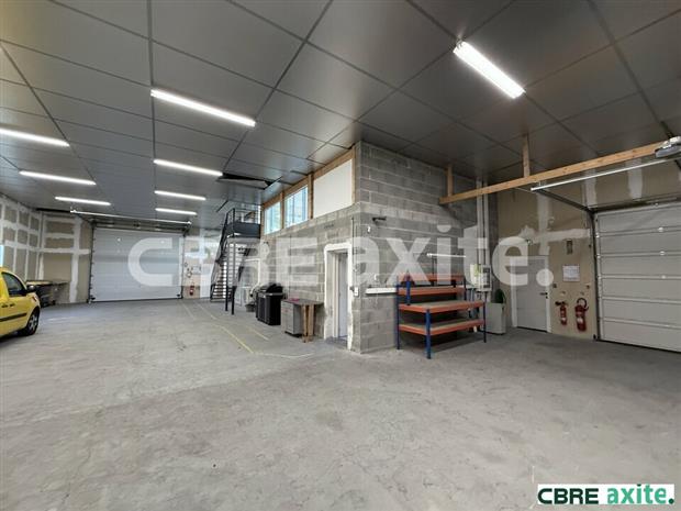 Local d'activités Location 38300 NIVOLAS VERMELLE