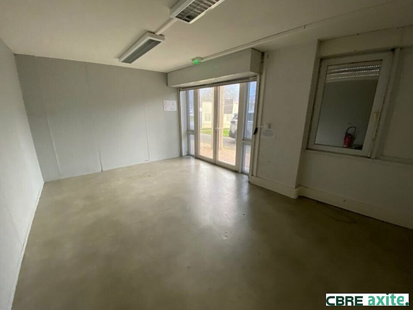 Bureau Location 38320 EYBENS