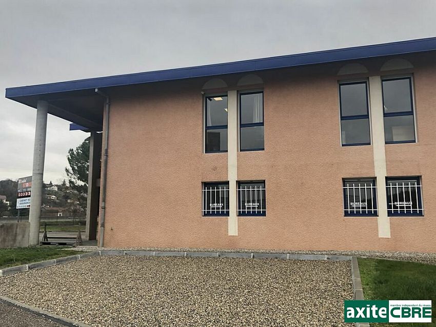 Bureau Location 38300 RUY