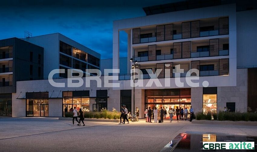 Commerce Location 38300 BOURGOIN JALLIEU