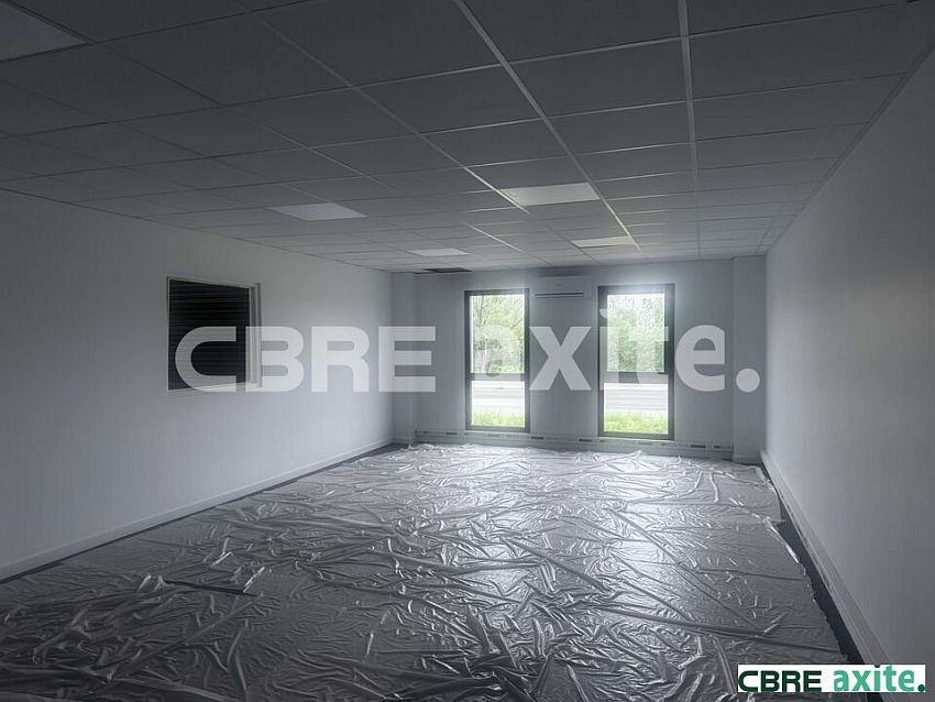 Local d'activités Location 38300 BOURGOIN JALLIEU